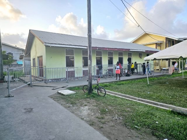 Turning $100,000 into opportunity: Mocha residents investing in business
