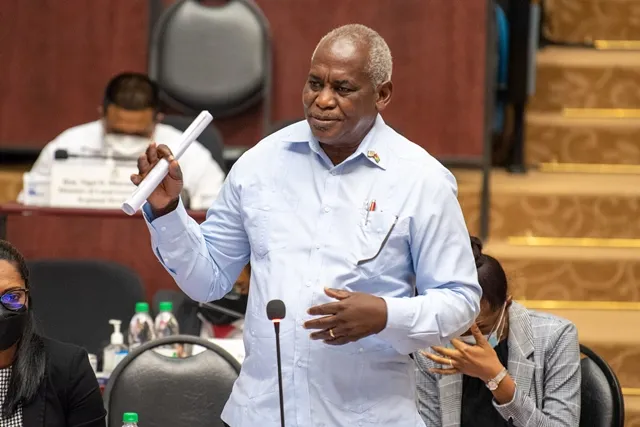 Government, Opposition to tackle illegal drugs in schools