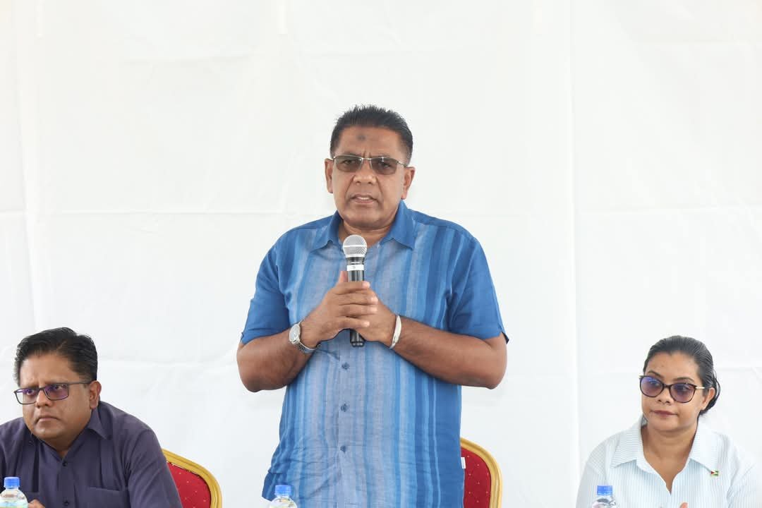 Agriculture Minister Zulfikar Mustapha addressing farmers of Region Two