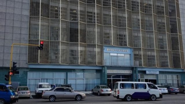 Financial Analyst allays concerns of injections into foreign exchange market