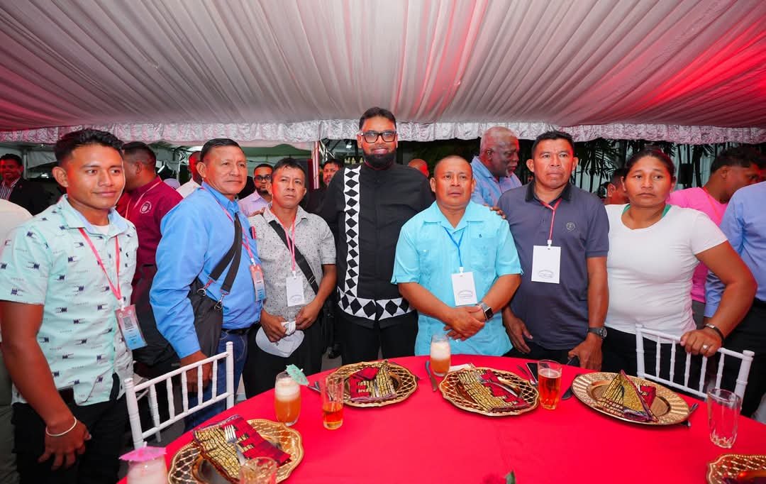 President Ali with Amerindian leaders at State House