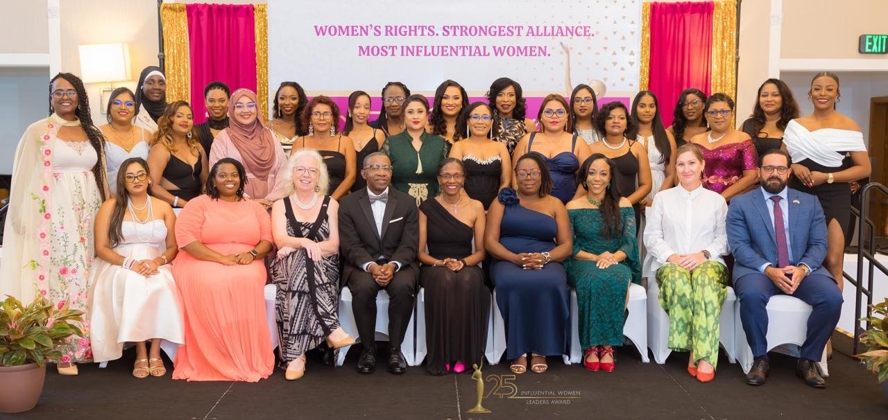 Distinguished guests with the honourees