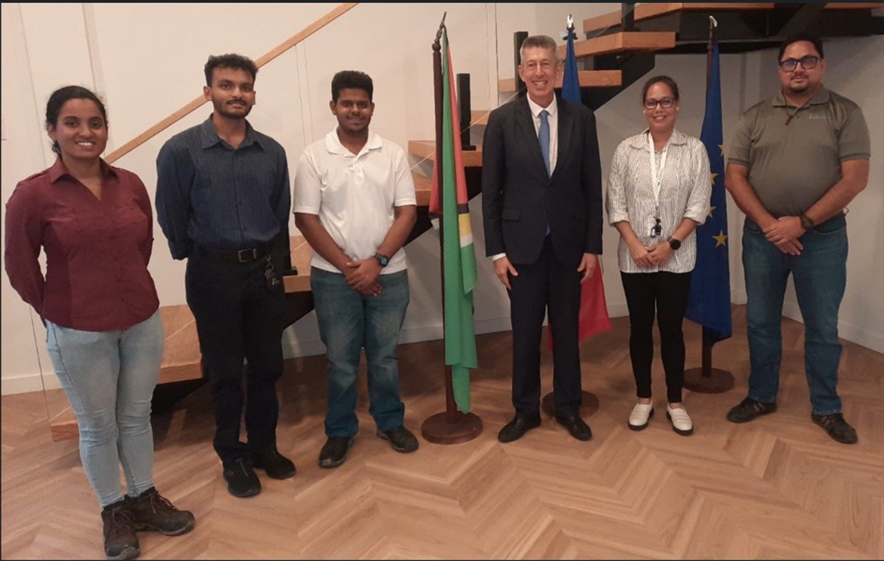 The winning students with officials