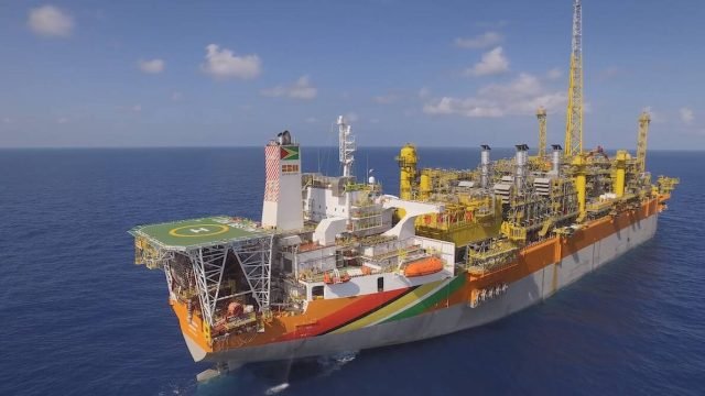 Fourth FPSO starts production, lifting crude output above 900,000 bpd