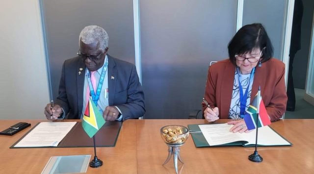 Guyana, South Africa Sign Air Services Agreement