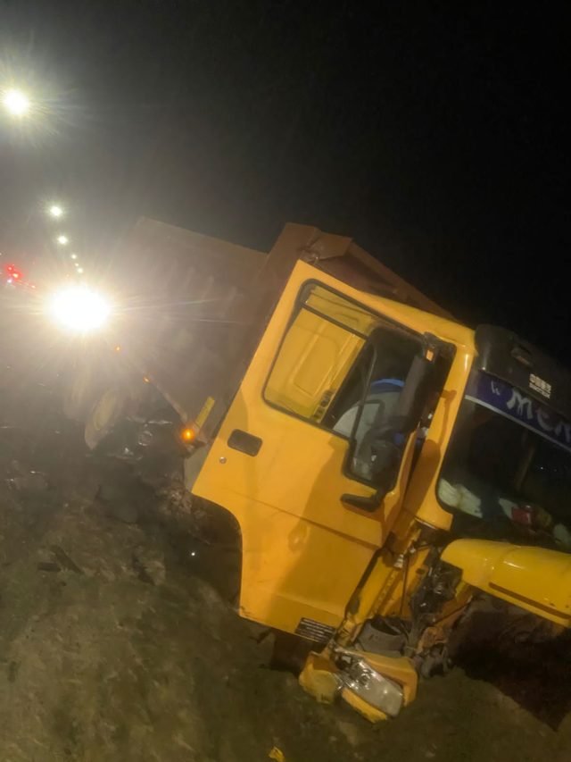 One dead, several injured in Soesdyke-Linden Highway accident