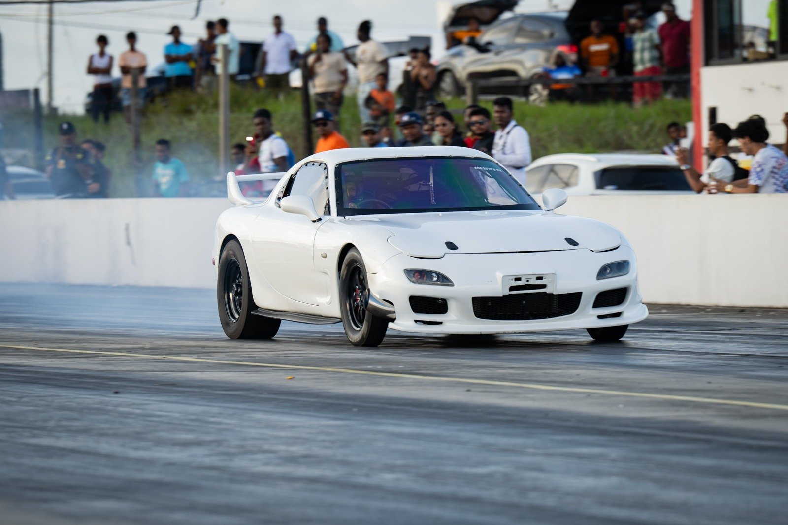 Car drag racing