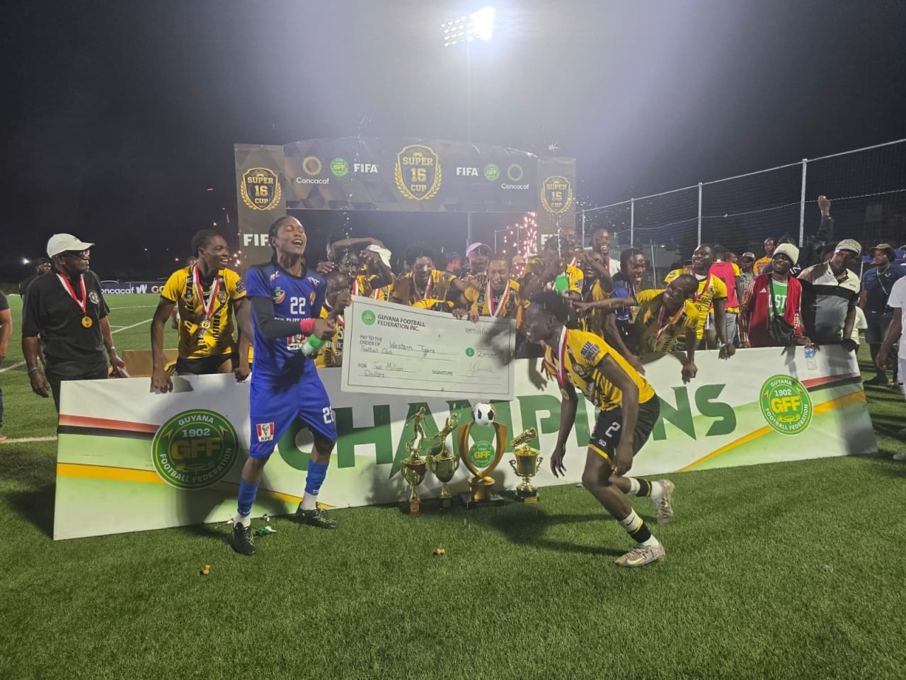 Late drama secures Super 16 title for Western Tigers