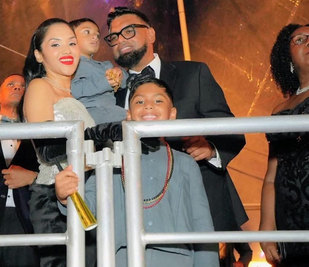 President Ali and his family celebrate the New Year